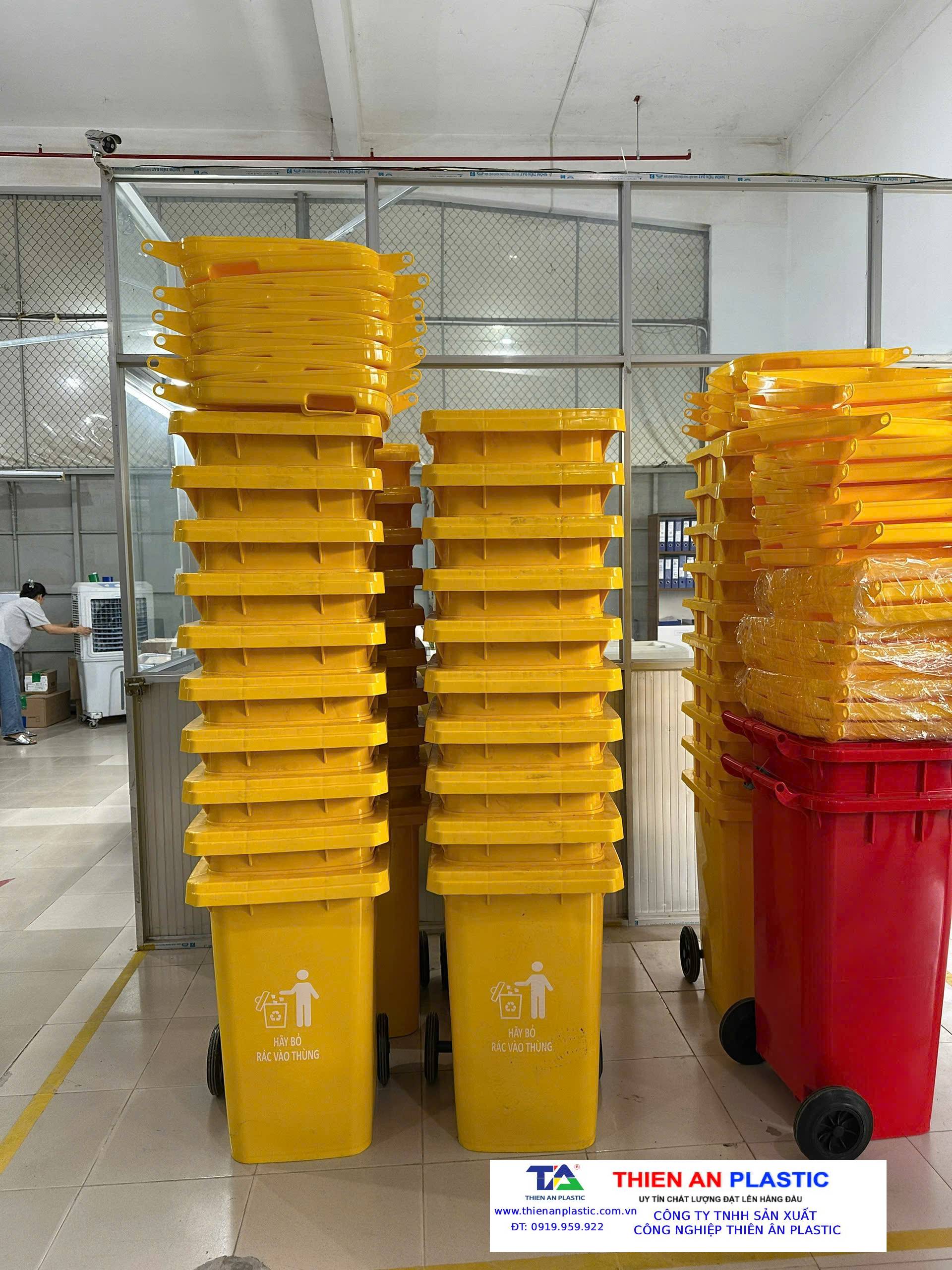 Bảng báo giá thùng rác nhựa công cộng