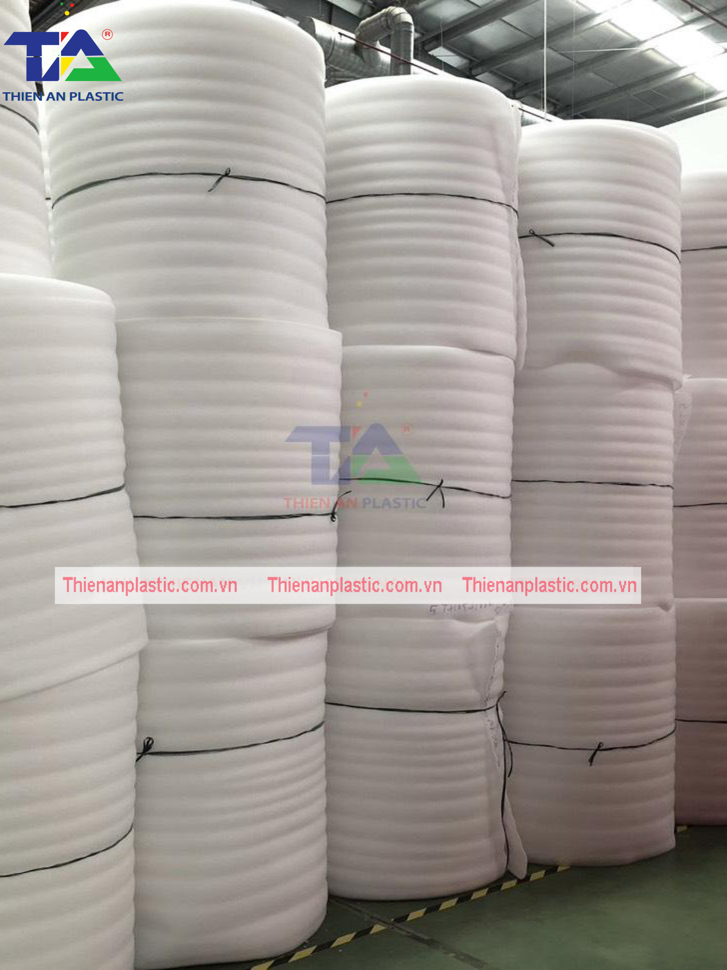 Xốp PE Foam (KT: 1.4m x 100m)