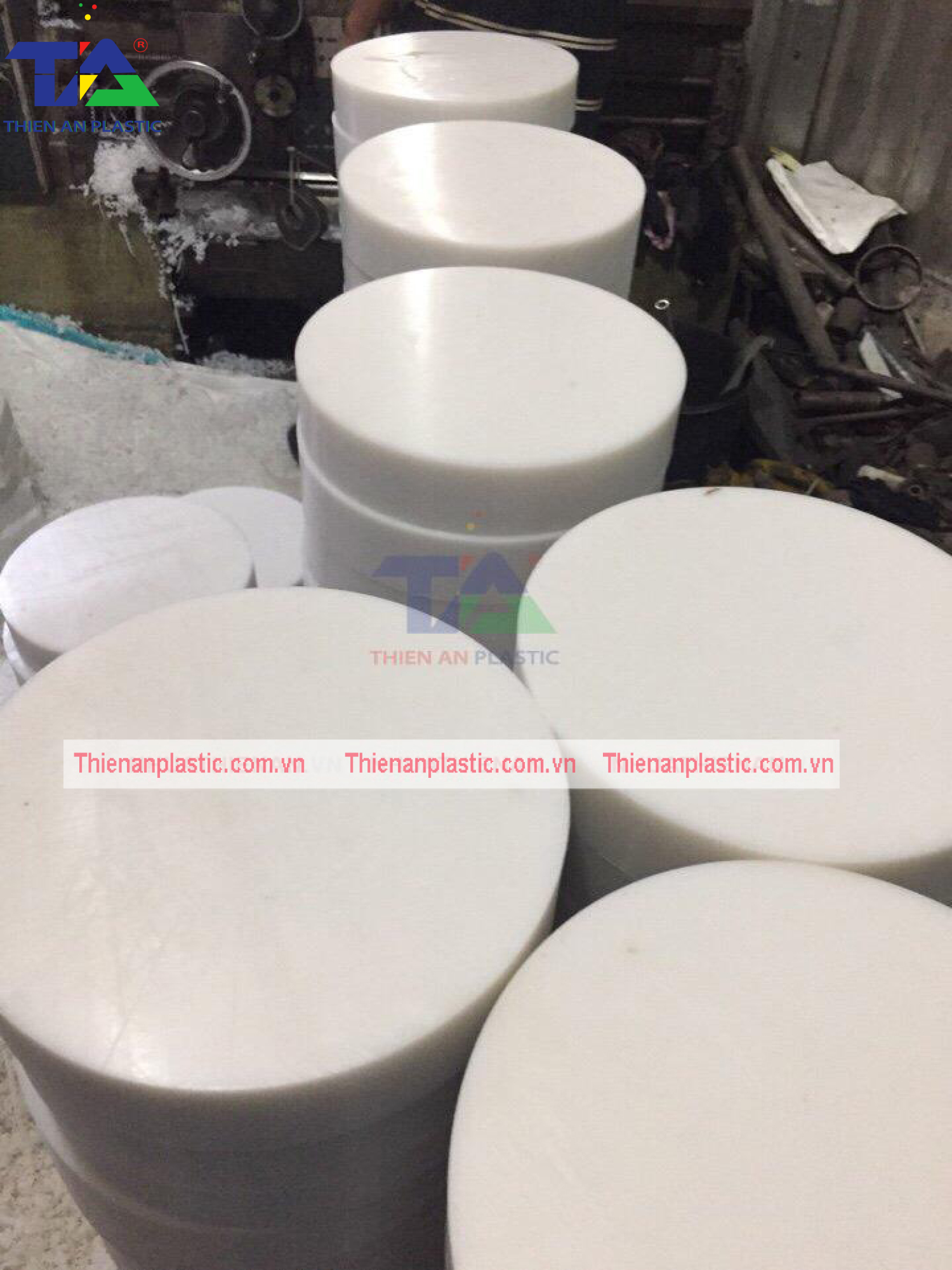 Thớt Nhựa PE Tròn (KT: Ø500 x 100 mm)