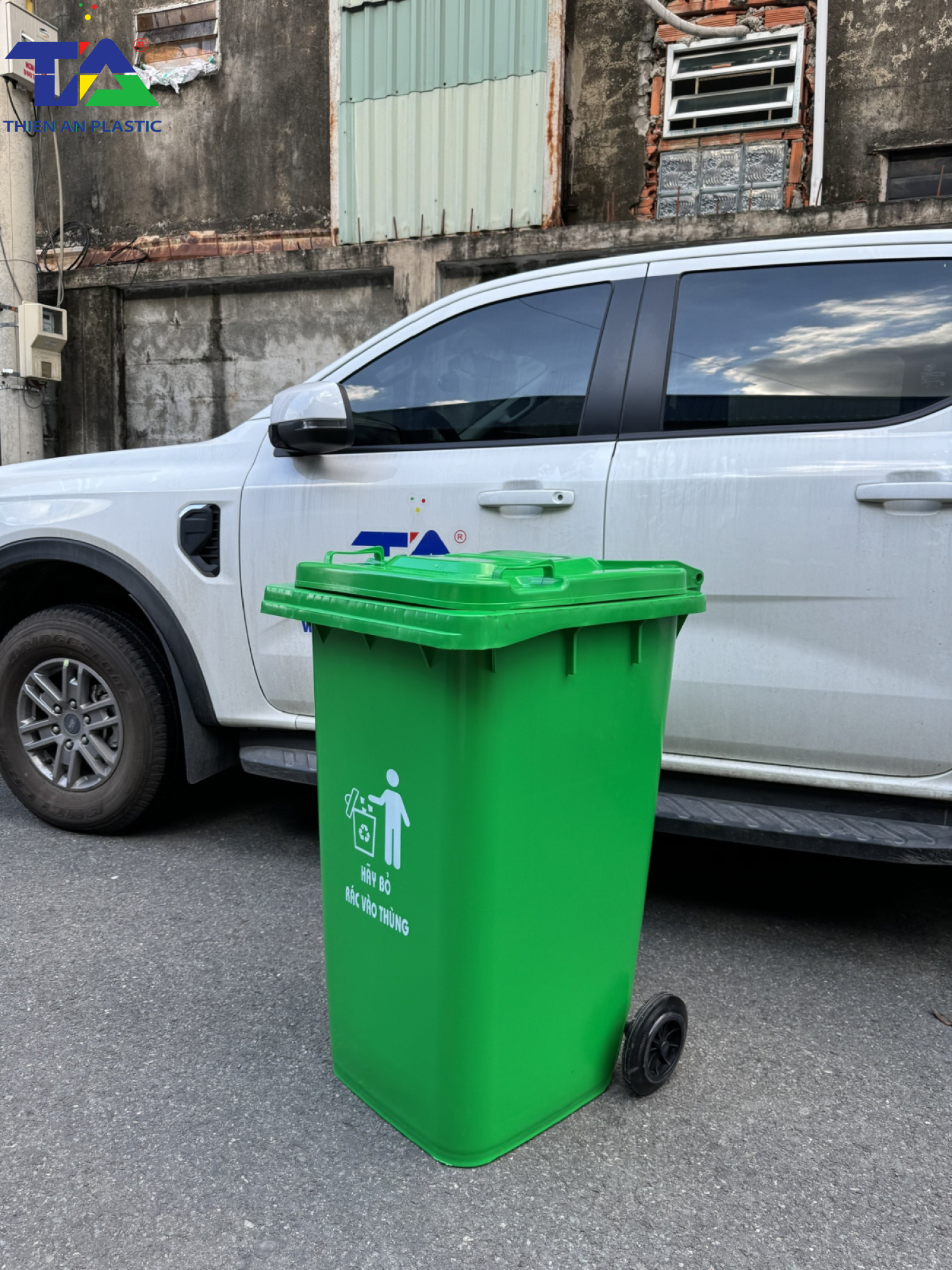 Thùng Rác Công Cộng 240 Lít (730 x 585 x 1050mm)