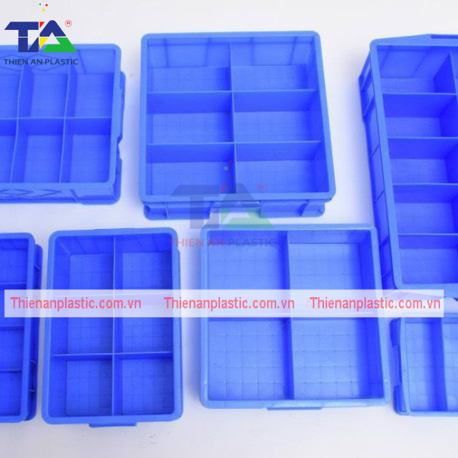 Thùng Nhựa Chia Ngăn TA-01